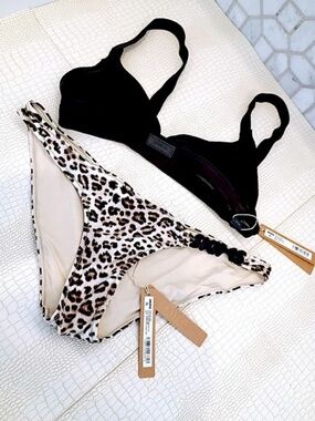 💋Skims SET Lepoard Bottom and Black Top NEW W/TAGS S